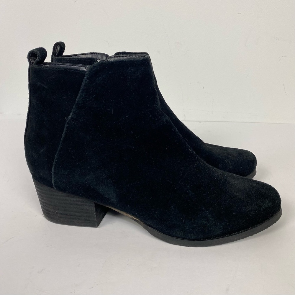 Blondo Black Leather Suede Ankle Boots Booties Minimalist capsule wardrobe